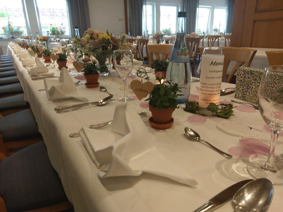 Gomaringen Hotel Alznauer Hof מראה חיצוני תמונה